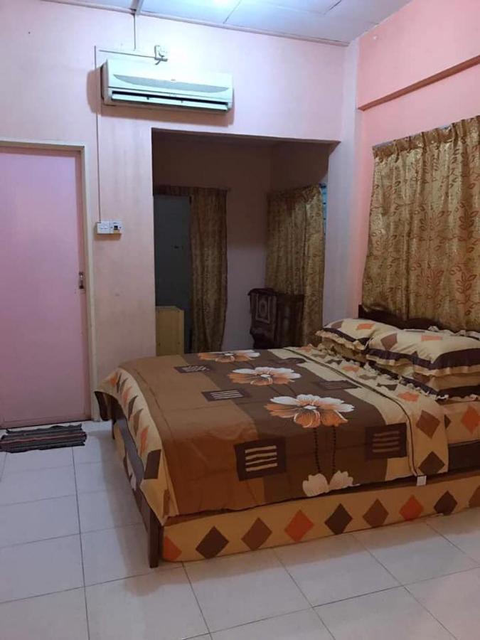 Trisya Homestay Kuala Terengganu Esterno foto